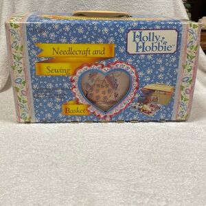 NWT vintage Holly Hobbie needle craft and sewing basket